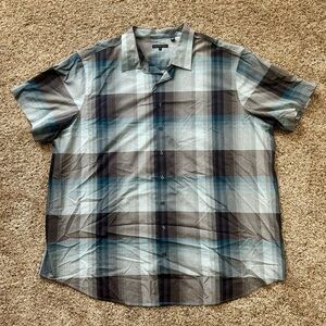 Twenty Eight Degrees: Blue Plaid Shirt Button-down Shirt (4XLT)